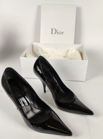DIOR Pair of black patent leather pointy...