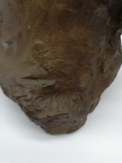 null C. MARY

Profil d'homme à l'antique

Bronze signé 

H : 22 cm