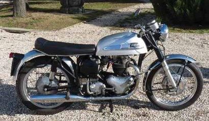 1964 NORTON 500 cc Type 88 «Dominator» N°de cadre 105 448 N° de moteur 88 / 105 448...