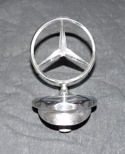 «Etoile» Automobiles Mercedes Benz. Haut....