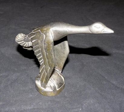 null «Oie sauvage» Bronze attribué au Comptoir d'art français, 1930, Haut. 114 mm,...
