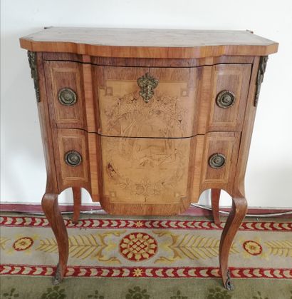 Small JUDGE COMMODE in veneer and marquetry...
