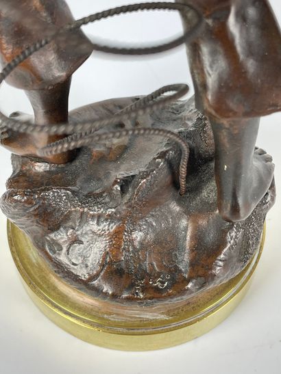 null Charles ANFRIE (1833-1905) Petit mousse en péril Bronze Hauteur avec socle :...