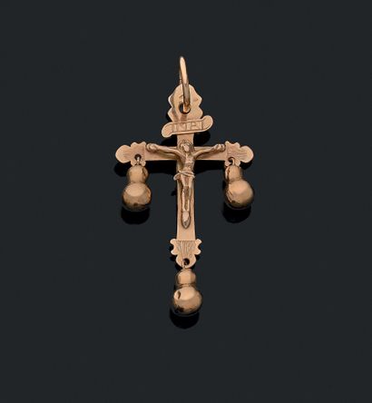 null PENDANT FROM PUY-EN-VELAY decorated with an Auvergne cross holding a Christ...