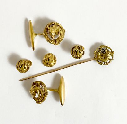 null SET including a pin, a pair of cufflinks and three collar buttons decorated...