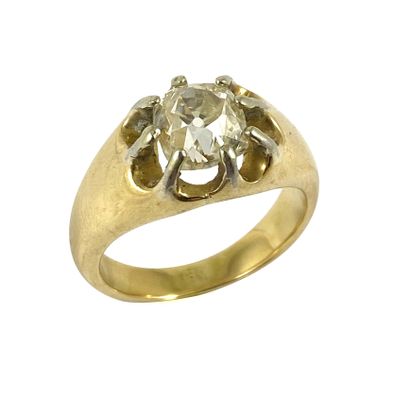 null RING holding a cushion-cut diamond of approximately 1.8 carat. Mounted in 18K...