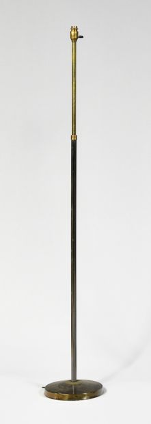 null MAISON LUNEL Floor lamp with cylindrical barrel, on a matching weighted base...