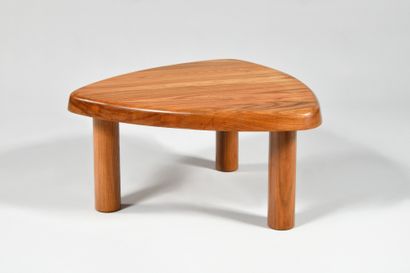 null PIERRE CHAPO (1927-1987) Modèle «T23», dite « table Coeur », créé vers 1960...