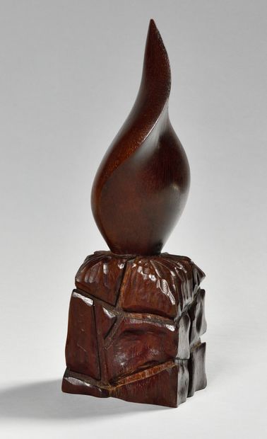 null ALEXANDRE NOLL (1890-1970) Flame Monoxyle sculpture in wood Signed under the...