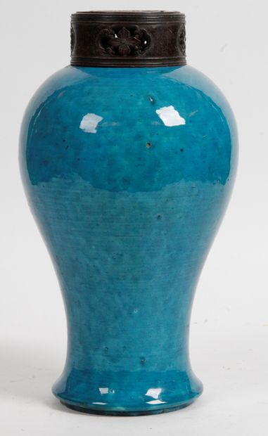  CHINA, 19th CENTURY Turquoise enameled porcelain vase. (Base broken, neck cut, lid...