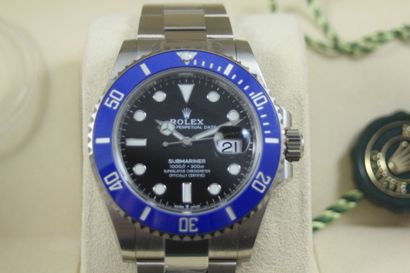  ROLEX Submariner blue bezel Ref : 126619LB About 2022. Extremely rare Submariner...