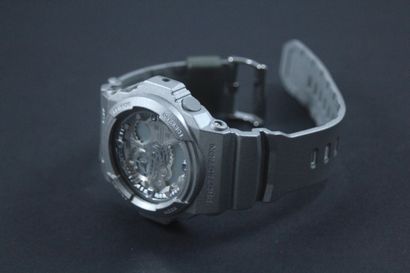 null CASIO G-Shock Maison Martin Margiela. Vers 2013. Montre bracelet en résine par...