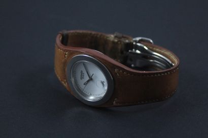 null HERMES Arceau. Ref: HA3.710 / 2047145. circa 2000. Steel bracelet watch, round...