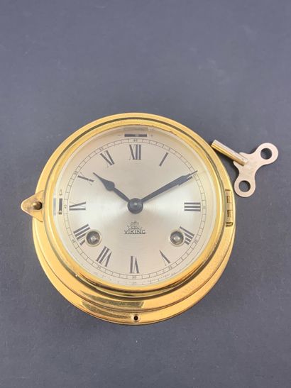 null VIKING About 1960. Type Marine Chronometer. Iver C. Weilbach & Co Copenhagen....