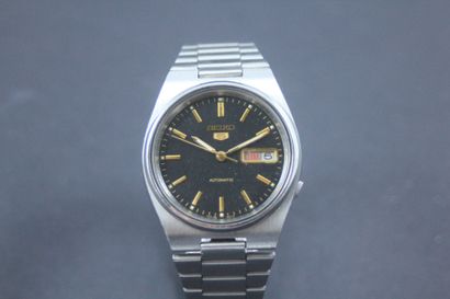 null SEIKO 5 Automatic About 1990. Ref: 7009-3130. Stainless steel wristwatch, round...