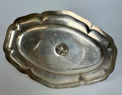 null SAUCIERE on its frame in silver, net model, Minerva hallmark Weight : 410 g
