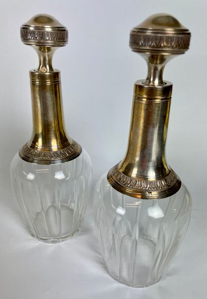 PAIR OF CARAFONS and their crystal stoppers...