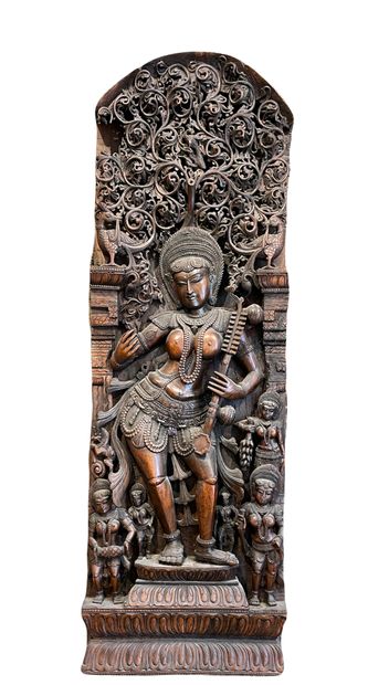 INDIA Large bas-relief in carved wood and...