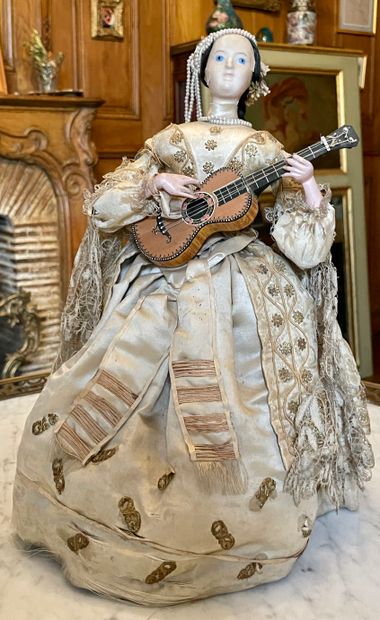 null Maison THEROUDE 1831-1878, La Joueuse de Guitare, rare version se déplaçant...