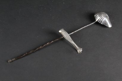 null LOT OF SILVER: - Punch ladle with gadroons and twists, wooden handle. Old man's...