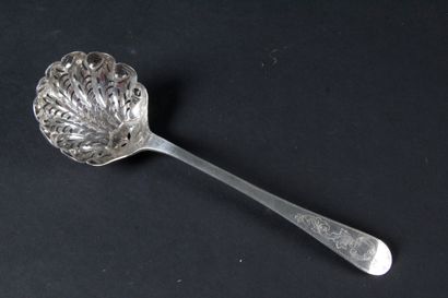null Spoon with SAUPOUDRÉ in 850 thousandths. Goldsmith : HARLEUX. Minerva hallmark....