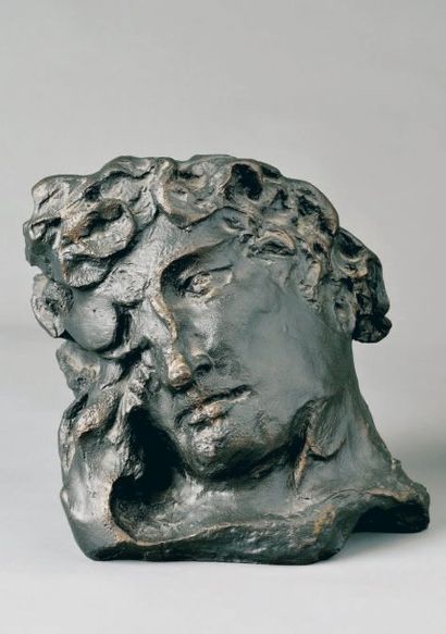 CLAUDE MARY (1929) "Profil de jeune homme Grec" Bronze à patine brun noir. Signé...