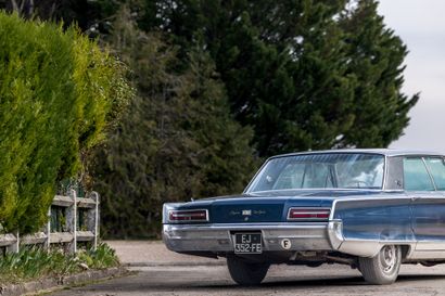 1966 CHRYSLER NEW YORKER Serial number: 199918 

Chrysler's stylistic renewal

American-style...
