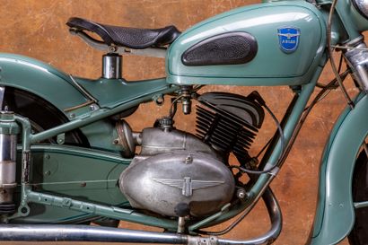 1954 ADLER MB150 
Adler

MB150

1954

N° 160093



The Adler MB150 are motorcycles...