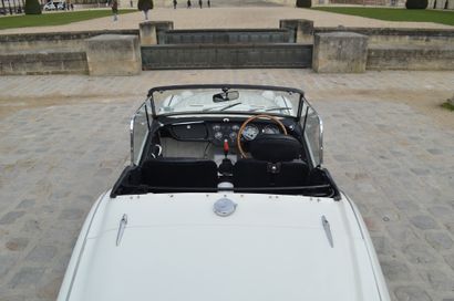 1958 TRIUMPH TR3 A SPECIAL Numéro de série TS21936O 

Carrosserie « sur-mesure »...