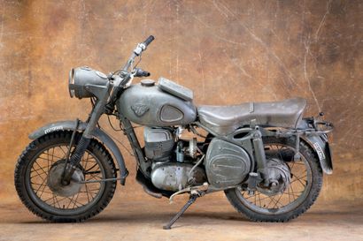 1960 MAICO M250B 250cc

Serial number: 433 264

French title

Maïco is a German motorbike...