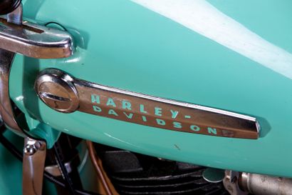 1947 HARLEY DAVIDSON KNUCKLEHEAD Produite de 1936 à 1947, la Harley Davidson type...