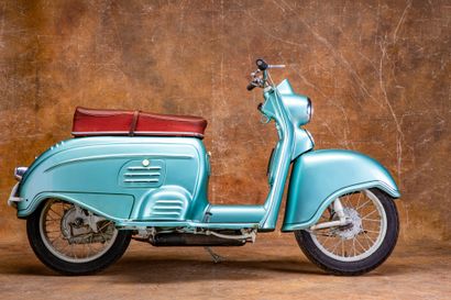 1955 ADLER JUNIOR The Adler Junior is the only scooter produced by the Adler company....