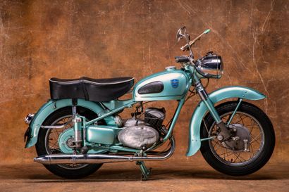 1956 ADLER MB250 N° 308985

The Adler MB 250 was produced between 1953 and 1956....