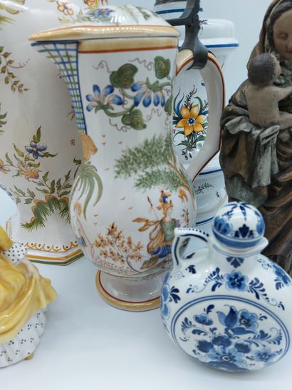 null SET of trinkets, vase, pitcher Moustier, lamp, porcelain subject, Virgin and...