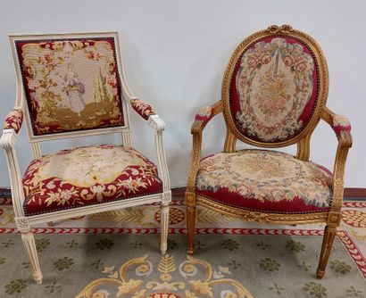  DEUX fauteuils, l'un en bois laqué crème, l'autre en bois doré à dossier médaillon....
