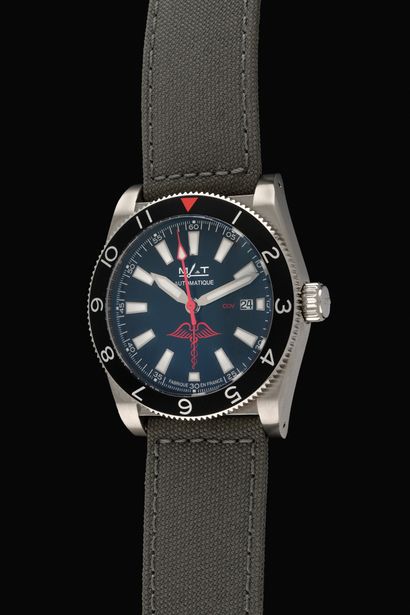 null MAT Diver. N°8651. Circa 2020. Steel wristwatch, signed black dial, baton indexes,...
