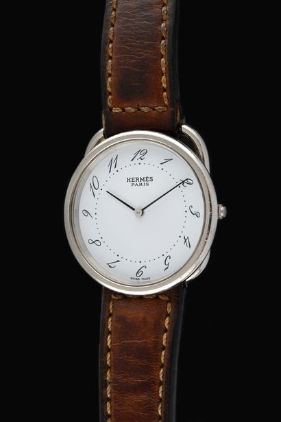 null HERMES Arceau. Réf: AR470. Vers 2010. Numéro de série : 1693971. Montre bracelet...