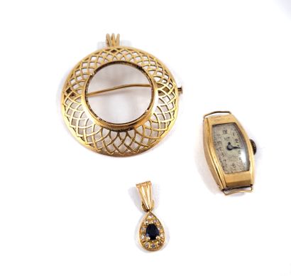 null SET including : - a circular brooch (missing the center). - a pendant in drop...
