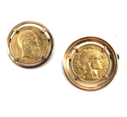 PINS One is a coin presenting Leopold II...