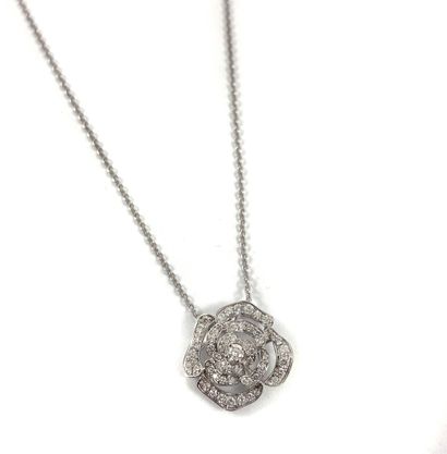 NECKLACE adorned with a rose paved with brilliant-cut...