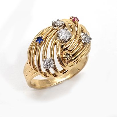 null RING holding a knot composed of threads studded with four brilliant-cut diamonds,...