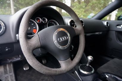 2005 Audi TT Quattro Sport 1 500 exemplaires produits

24 exemplaires destinés à...