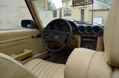 1980 Mercedes-Benz 450 SL N° de série 10704412059110

Type R107

Origine US

Même...