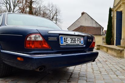 2000 JAGUAR XJ8 X308 Boite automatique

Charme anglais

Confort de conduite exceptionnel

La...