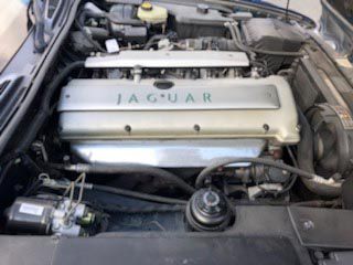 1995 Jaguar XJ6 X300 Sovereign N° de série : SAJJHALG4BJ731994

Bon état général

X...