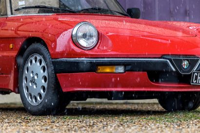 1987 Alfa Romeo Spider 2.0 N° de châssis : ZAR11538002482659

Très charmant spider...