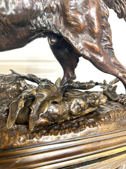 null Jules MOIGNIEZ (1835-1894) Épagneul et lièvre Bronze à la cire perdue à patine...
