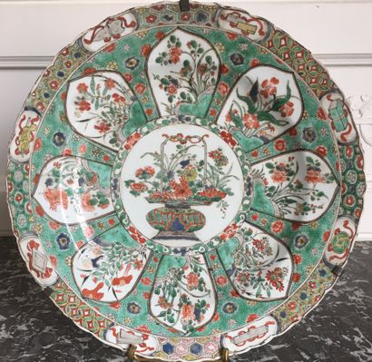 CHINA Round porcelain dish with contoured...