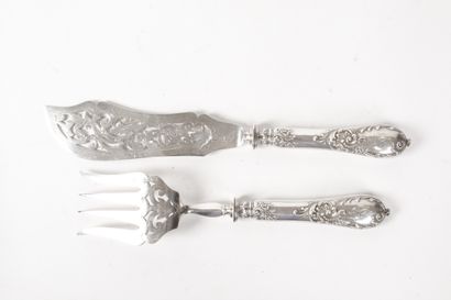  FISH CUTLERY : in silver with rocaille, flowers and foliage decoration, openwork...