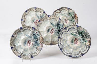 null FAIENCE OF QUIMPER : five plates in polychrome earthenware with decoration of...